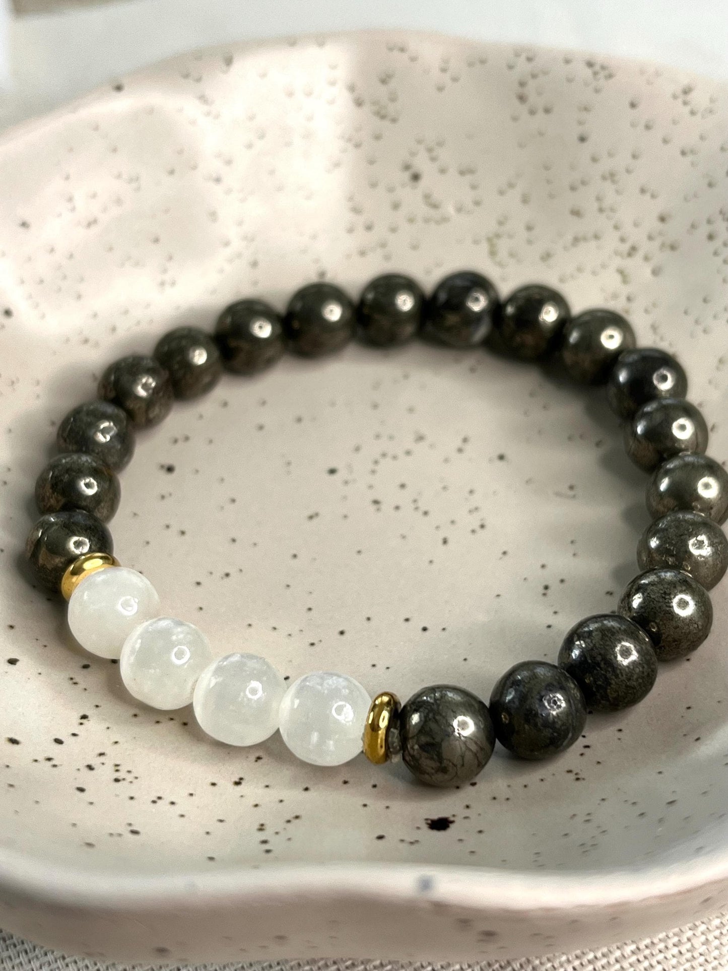 Modèle ”Gabriele” Pierre de Pyrite et Sélénite 8mm